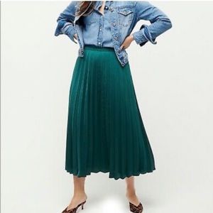J.crew pleated midi skirt in academic green - Size 0